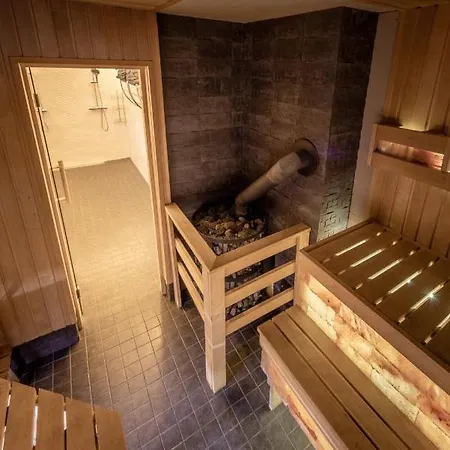 Valsid Puhkemaja 펜션 Alajõe