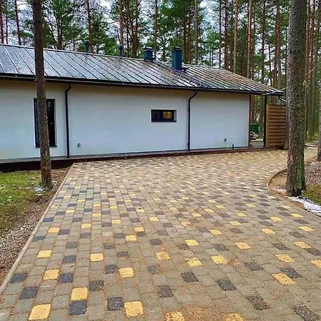 度假居 Valsid Puhkemaja