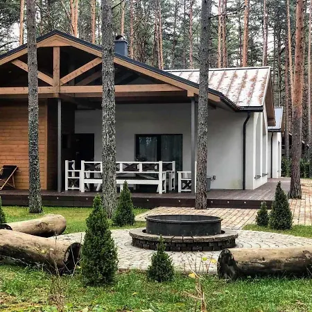 度假居 Valsid Puhkemaja *